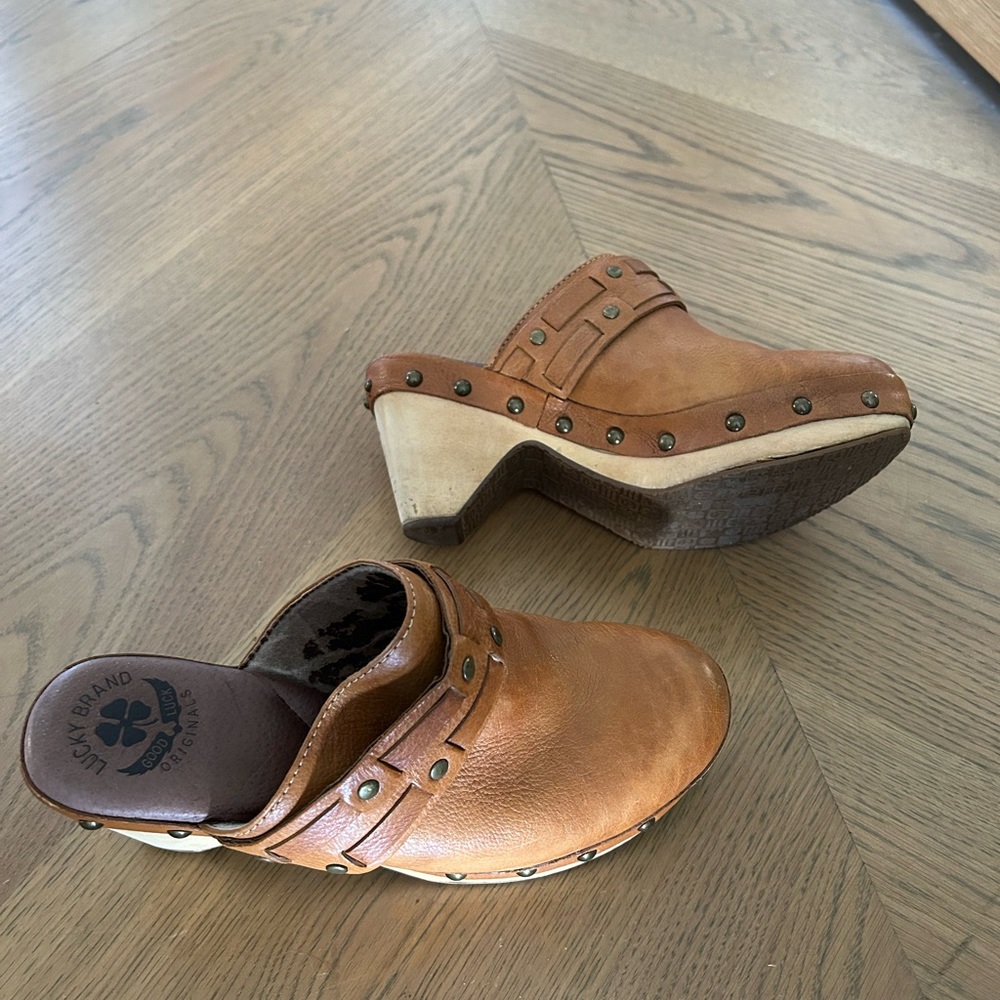 Lucky Brand Clogs